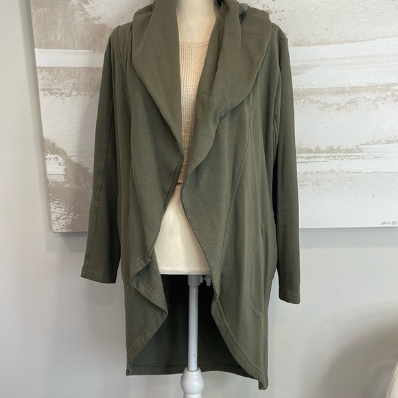 Olive & Oak Hi-Low Army Green Open Waterfall neck Cardigan size xs - Picture 1 of 6